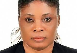 Rosemila Petit-Frère évacuée d’urgence après un malaise lors de son audition judiciaire 7 Rosemila Petit-Frère évacuée d’urgence après un malaise lors de son audition judiciaire