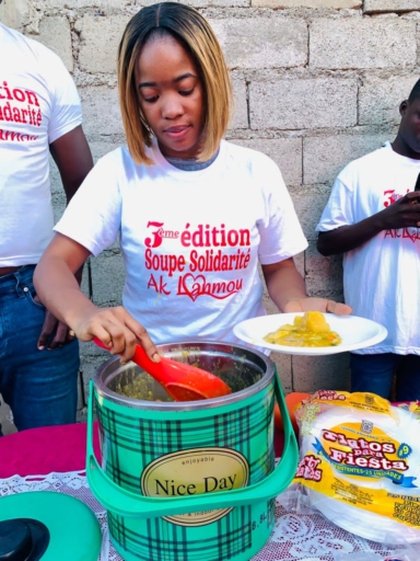 Troisième édition de "soup solidarite ak lanmou" de l’organisation "AYITI NOU VLE VIV"