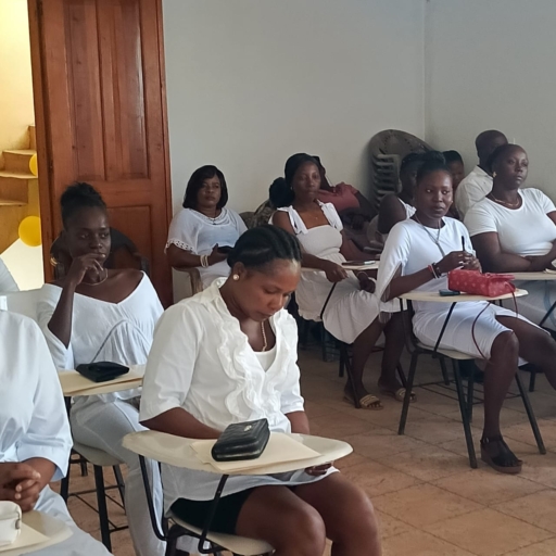 Journée internationale des droits des femmes: Le parti AAA prône le renforcement du Bureau de la famille pour une société sans violence