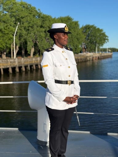 Une cadette haïtienne brille à l’Académie navale d’Argentine