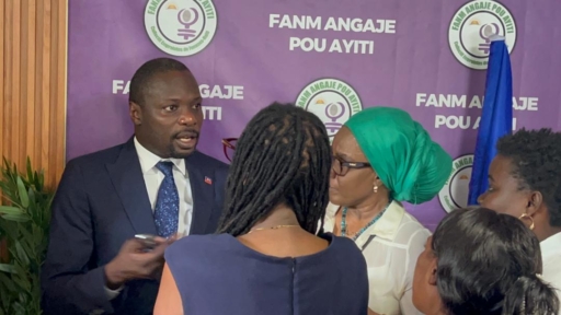 Signature d’un accord entre le MCI et la Plateforme "Fanm Angaje pou Ayiti" pour promouvoir l’entrepreneuriat féminin 5 Signature d’un accord entre le MCI et la Plateforme "Fanm Angaje pou Ayiti" pour promouvoir l’entrepreneuriat féminin