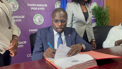 Signature d’un accord entre le MCI et la Plateforme "Fanm Angaje pou Ayiti" pour promouvoir l’entrepreneuriat féminin 4 Signature d’un accord entre le MCI et la Plateforme "Fanm Angaje pou Ayiti" pour promouvoir l’entrepreneuriat féminin