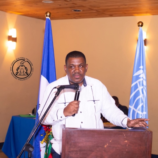 Haïti-Élections: Atelier de renforcement des capacités des cadres électoraux organisé par le CEP et le PNUD dans le cadre du PAPEH 5 Haïti-Élections: Atelier de renforcement des capacités des cadres électoraux organisé par le CEP et le PNUD dans le cadre du PAPEH