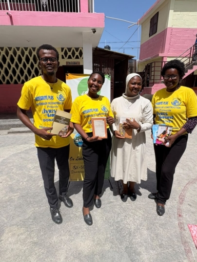 Une belle étape de la 128e édition de la Caravane “Livres en Liberté” au Collège La Sainte Famille des Gonaïves