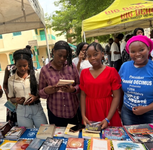 La 128è édition Livres en Liberté à l’Université Chrétienne de la Caraïbe des Gonaïves a marqué les esprits 2 La 128è édition Livres en Liberté à l’Université Chrétienne de la Caraïbe des Gonaïves a marqué les esprits