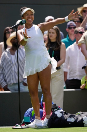 Wimbledon : Naomi Osaka renverse la numéro un mondiale et célèbre avec fierté son héritage haïtien