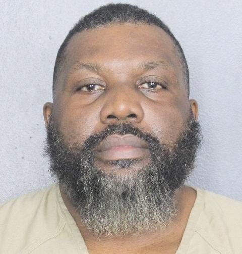 USA, un ancien policier haïtien reconnaît son implication dans un trafic d'armes vers Haïti 1 USA, un ancien policier haïtien reconnaît son implication dans un trafic d'armes vers Haïti