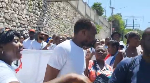 Haïti crise: Le CCSIHPE poursuit sa mobilisation dans la capitale pour défendre les petits commerçants