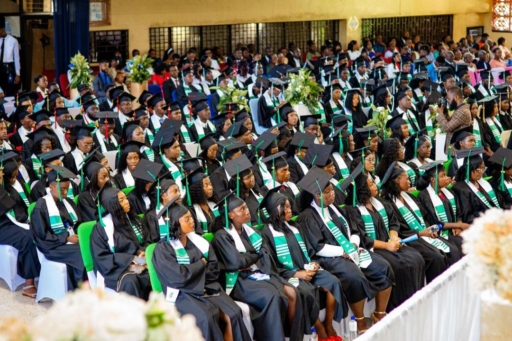 Université Adventiste d’Haïti :une institution centenaire au cœur de la formation et de l’innovation 4 Université Adventiste d’Haïti :une institution centenaire au cœur de la formation et de l’innovation
