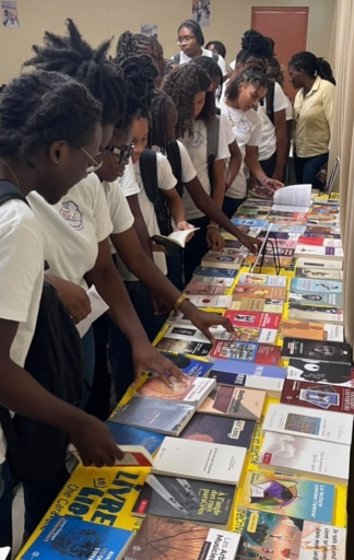 À l’invitation du Rotary Club de Marie Galante (District 7030), Clément II Benoît séjourne sur l’île à l’occasion de la 130ᵉ édition de Livres en Liberté