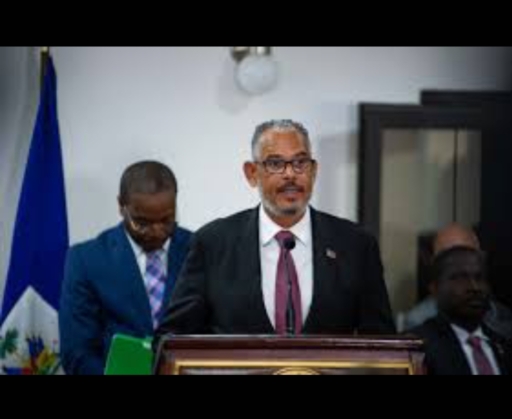 Le gouvernement annonce une augmentation des allocations et des salaires la Police Nationale d’Haïti