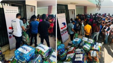 L’OCNH distribue 200 kits de dignité à des femmes et filles déplacées à Delmas