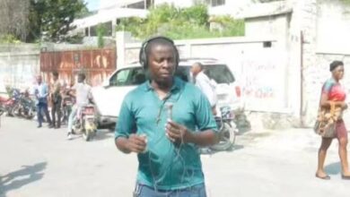 Sarthe sous la menace des armes: Le caméraman Joseph Michaud en détresse